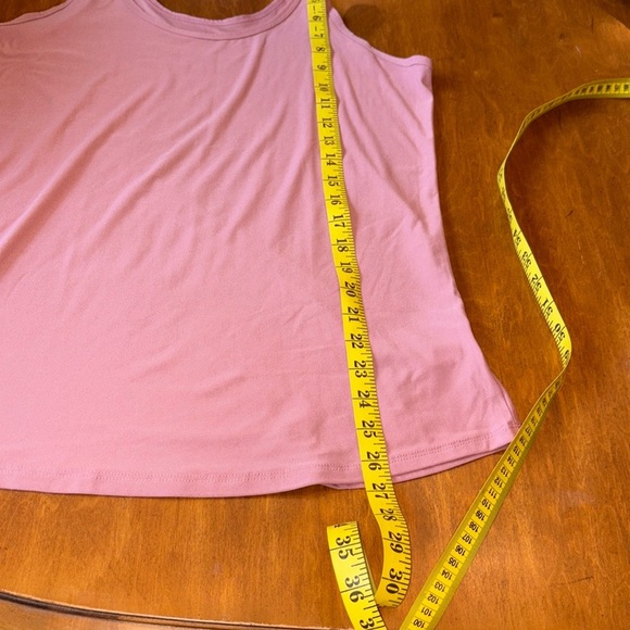 No Boundaries Pink Sleeveless Relaxed Tank Top - Picture 2 of 4